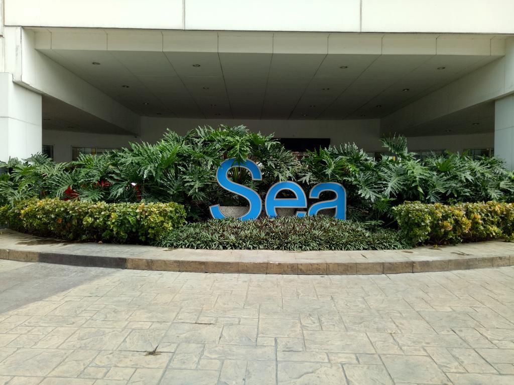 Chin'S Place Sea Residences Moa Manila Exteriör bild